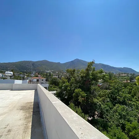 For Rent In Kyrenia, North Cyprus Lejlighed Kazaphani